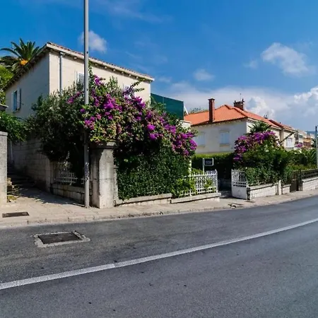 The Scent - Three Bedroom With Terrace And Fort View Διαμέρισμα Ντουμπρόβνικ